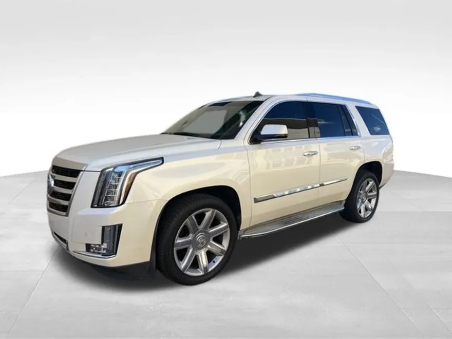 2015 Cadillac Escalade Luxury photo 1