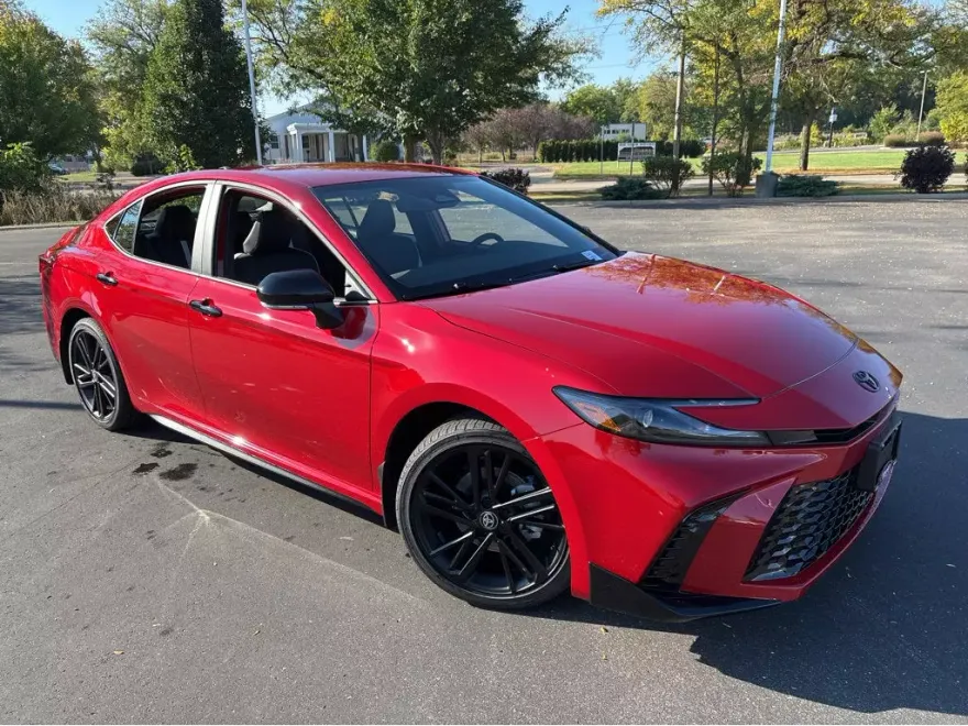 2026 Toyota Camry photo 1