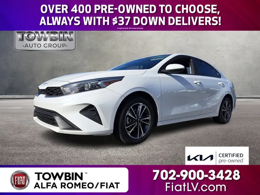 2022 Kia Forte LXS photo 1