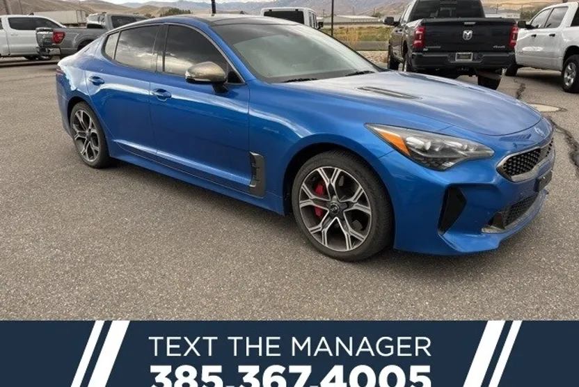2018 Kia Stinger GT2 photo 1