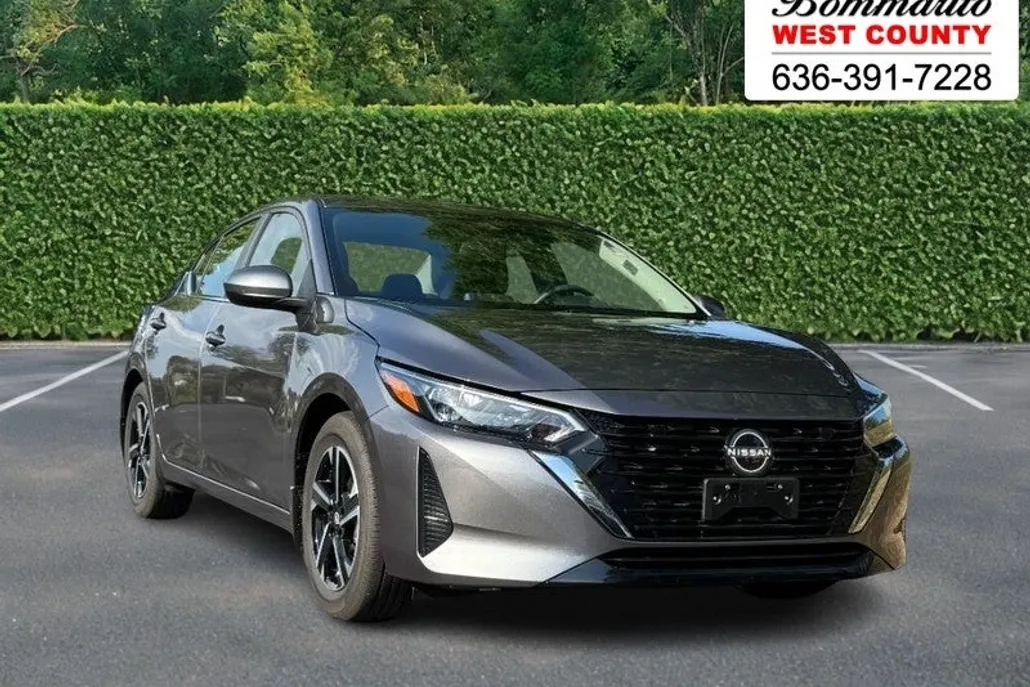 2024 Nissan Sentra SV photo 1