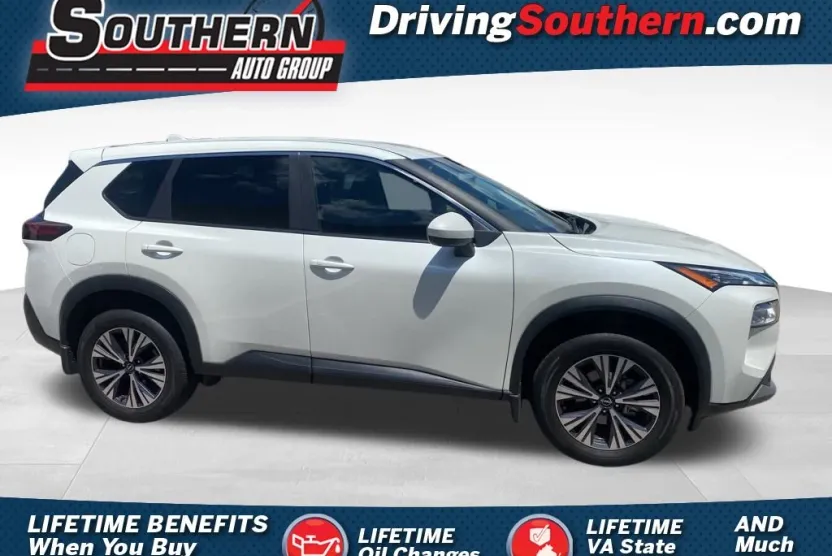 2023 Nissan Rogue SV photo 1