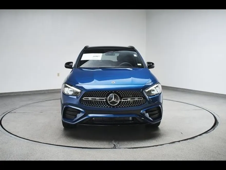 2024 Mercedes Benz GLA 250 photo 1