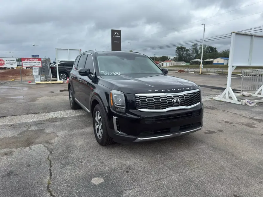2020 Kia Telluride EX photo 1