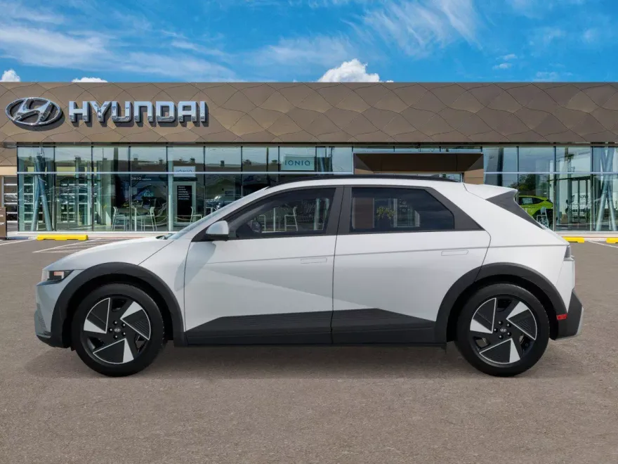 2025 Hyundai Ioniq 5 SEL photo 1