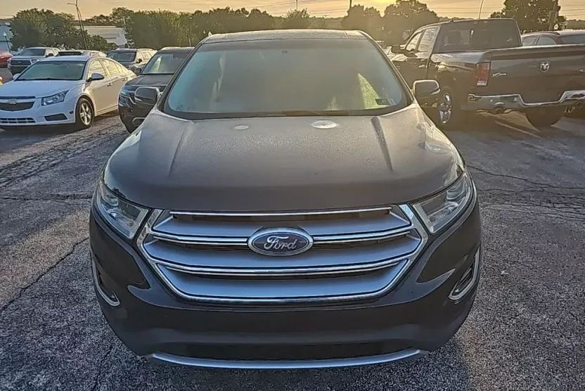 2016 Ford Edge SEL photo 1