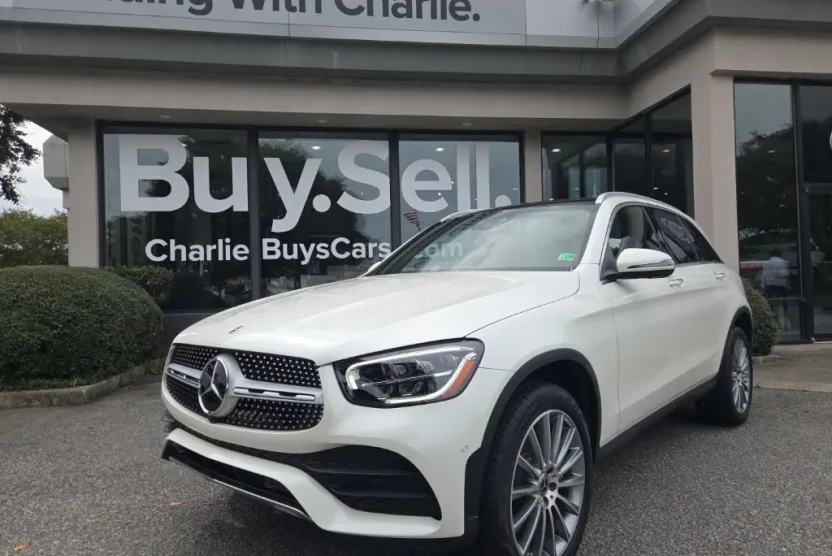 2022 Mercedes Benz GLC 300 AMG photo 1