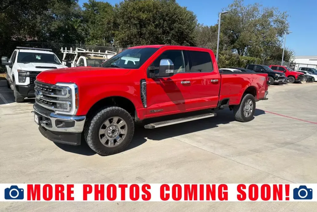 2023 Ford F-350 Lariat photo 1