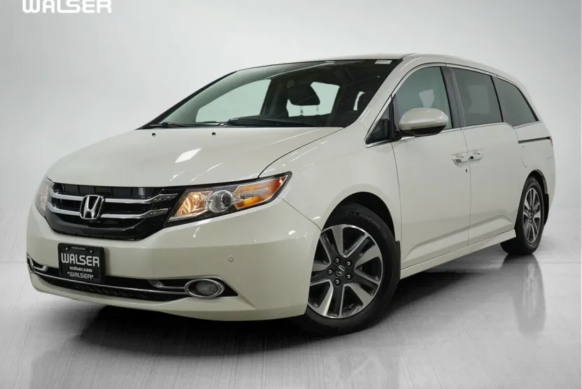 2017 Honda Odyssey Elite photo 1