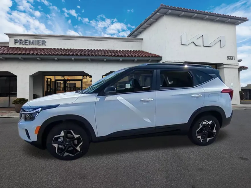 2025 Kia Seltos S photo 1