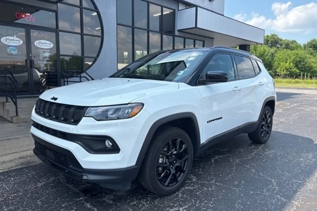 2022 Jeep Compass Altitude photo 1