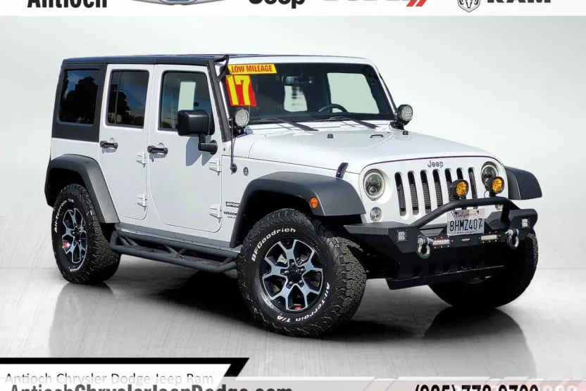 2017 Jeep Wrangler Unlimited Sport photo 1