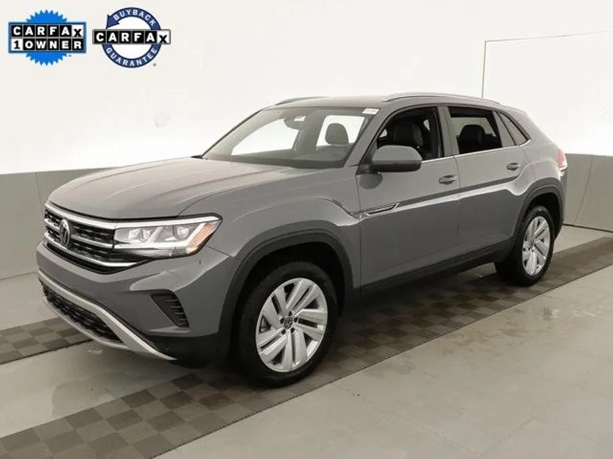 2022 Volkswagen Atlas Cross Sport V6 SE Technology photo 1
