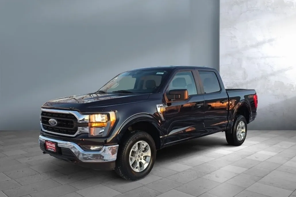 2023 Ford F-150 XLT photo 1