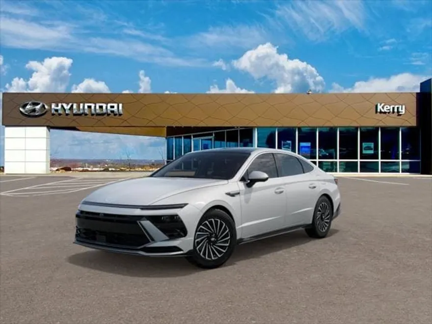 2025 Hyundai Sonata Hybrid Limited photo 1