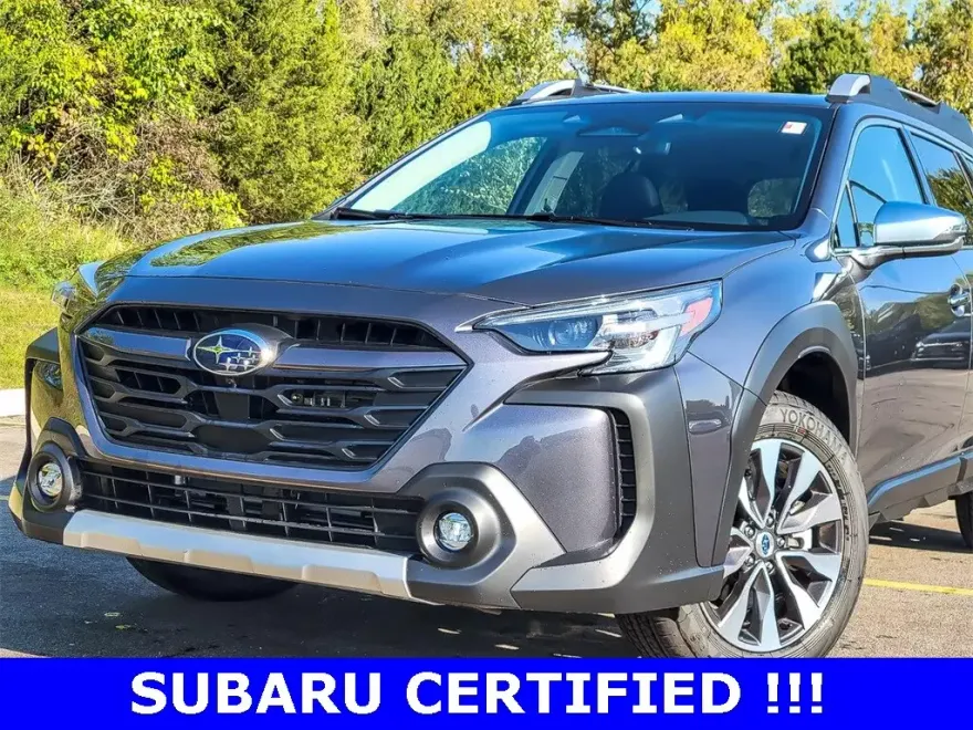 2025 Subaru Outback Touring XT photo 1