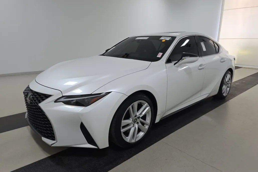 2023 Lexus IS 300 photo 1