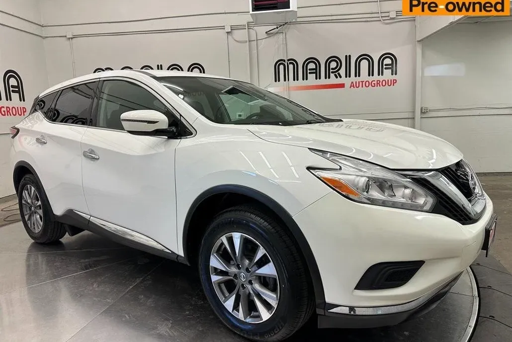 2017 Nissan Murano S photo 1
