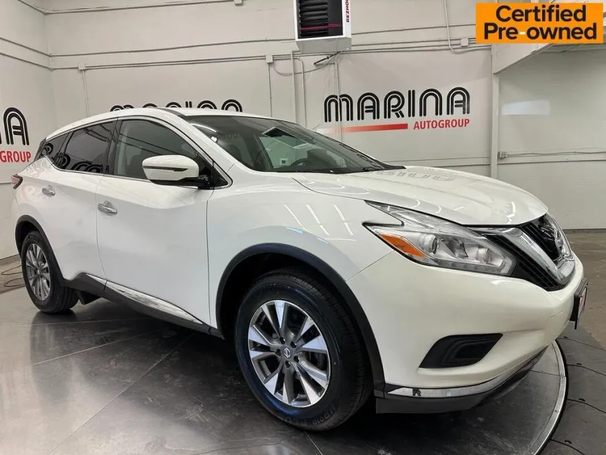 2017 Nissan Murano S photo 1
