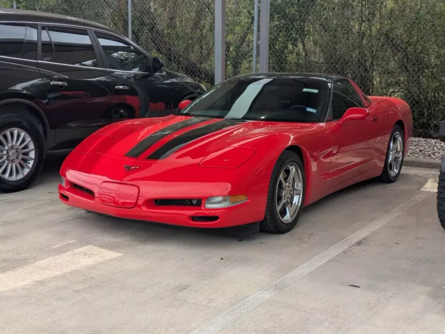 1999 Chevrolet Corvette Base photo 1