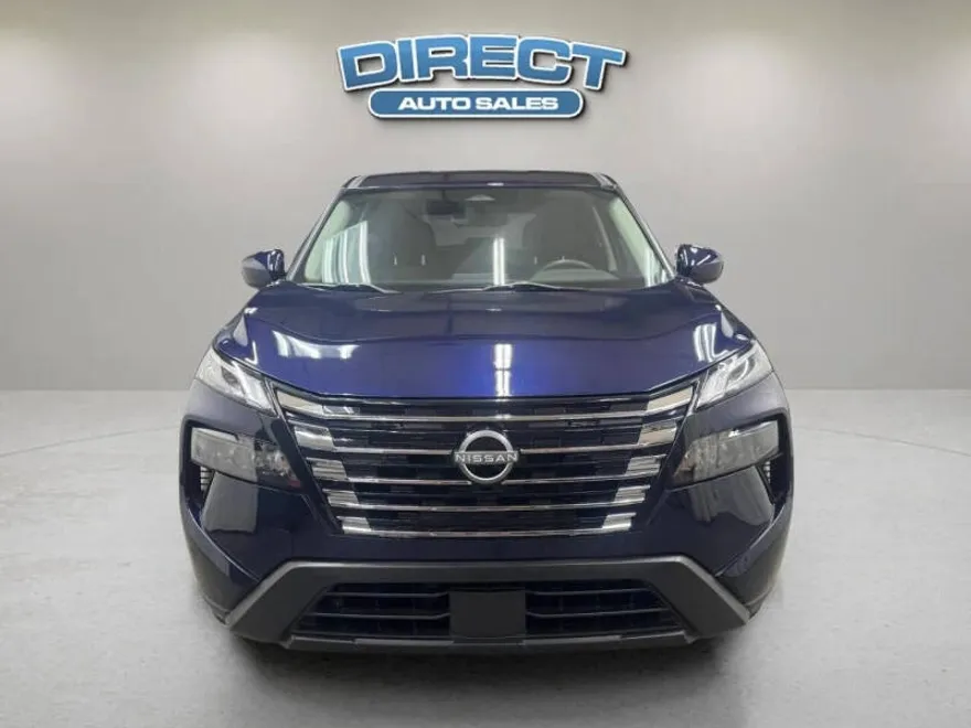 2024 Nissan Rogue SV photo 1
