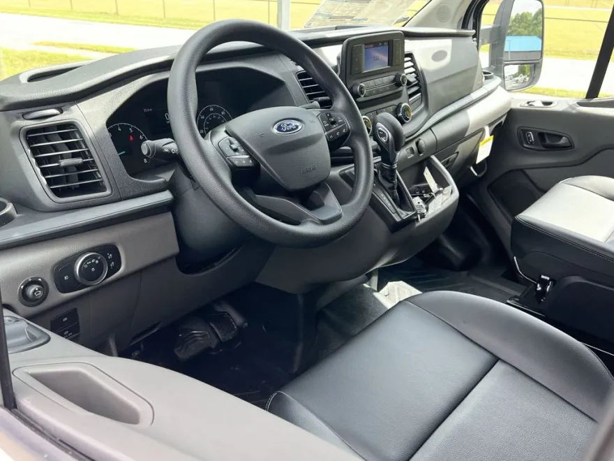 2025 Ford Transit Cargo Van photo 1