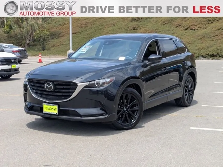 2023 Mazda CX-9 Touring photo 1