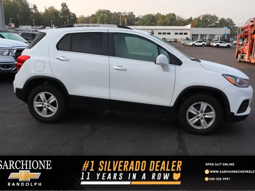 2018 Chevrolet Trax LT photo 1