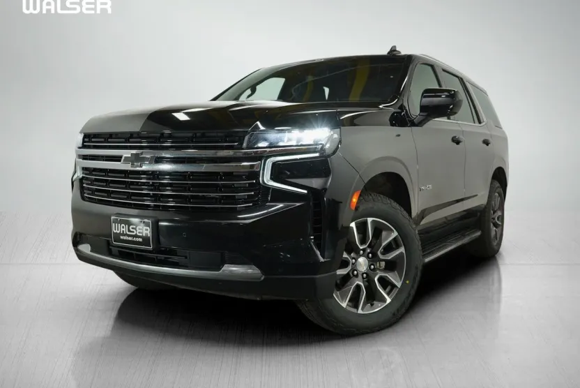 2023 Chevrolet Tahoe LT photo 1