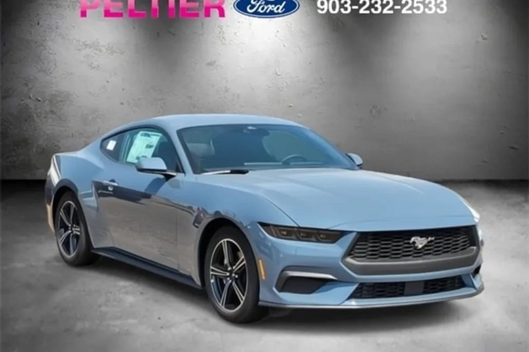 2025 Ford Mustang EcoBoost photo 1