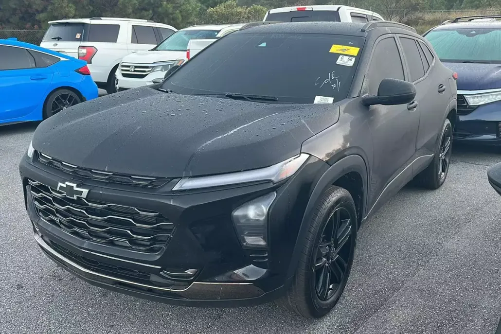 2025 Chevrolet Trax ACTIV photo 1