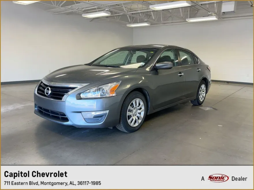 2015 Nissan Altima 2.5 photo 1