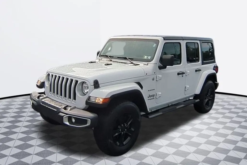2021 Jeep Wrangler Unlimited Sahara photo 1