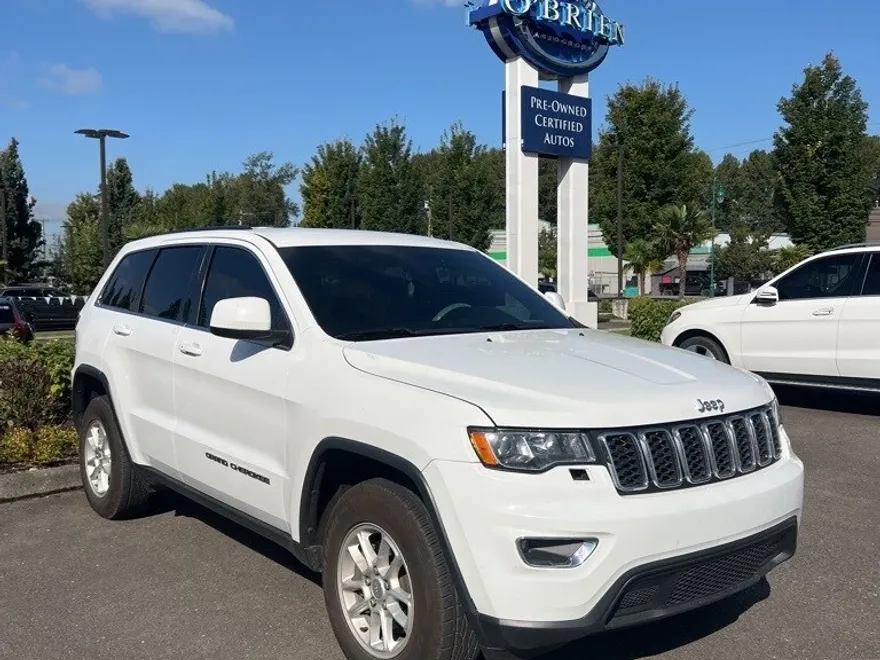 2018 Jeep Grand Cherokee Laredo photo 1
