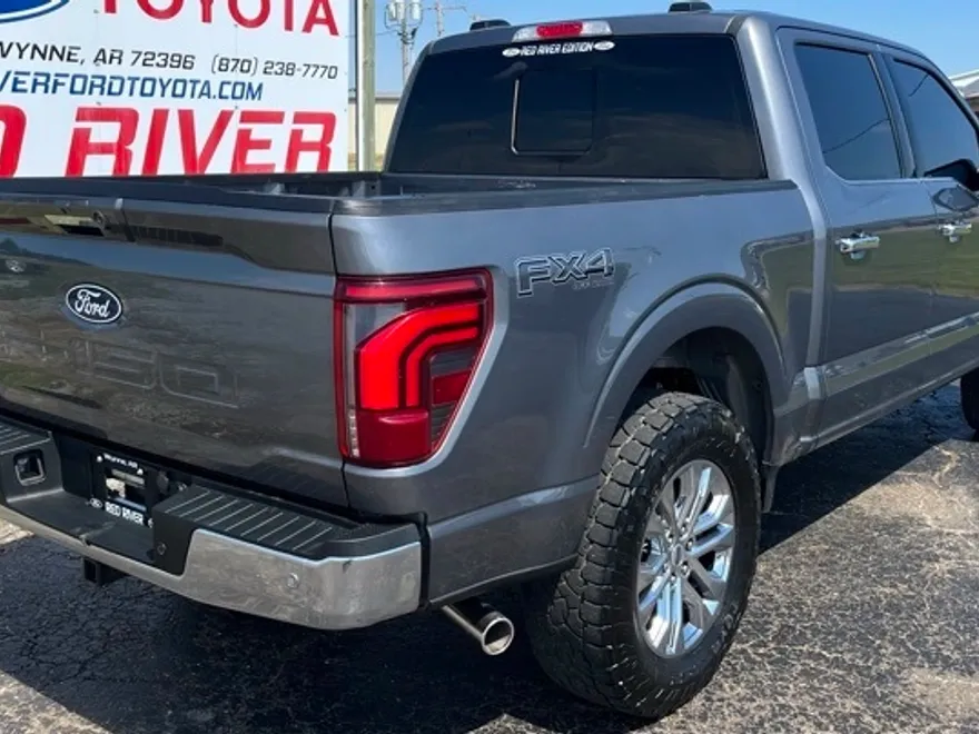 2024 Ford F-150 Lariat photo 1
