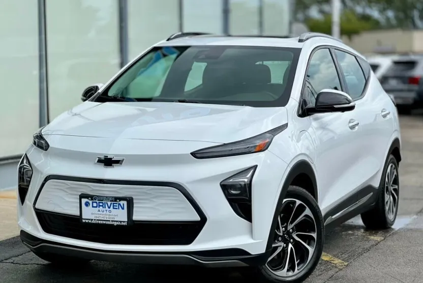 2022 Chevrolet Bolt EUV Premier photo 1