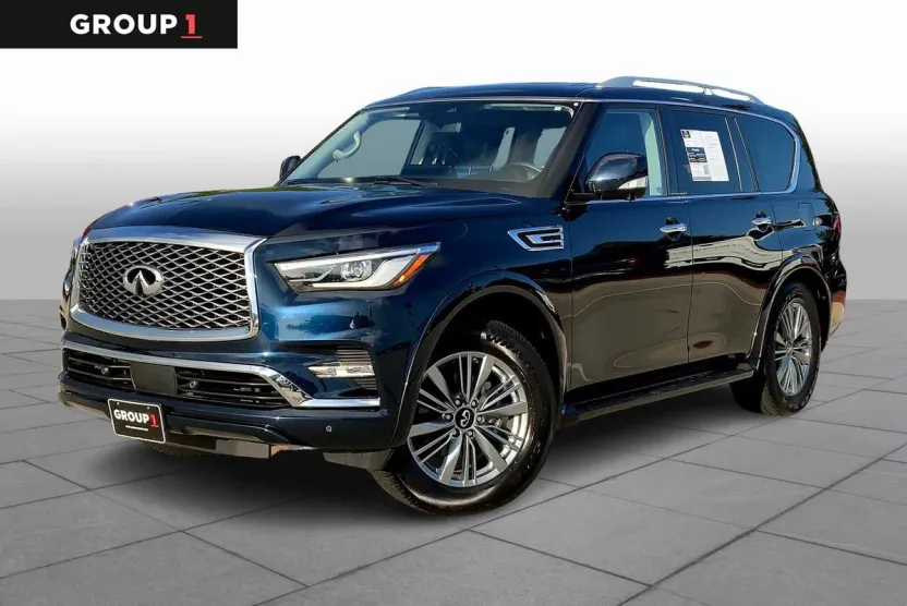 2022 Infiniti QX80 Luxe photo 1