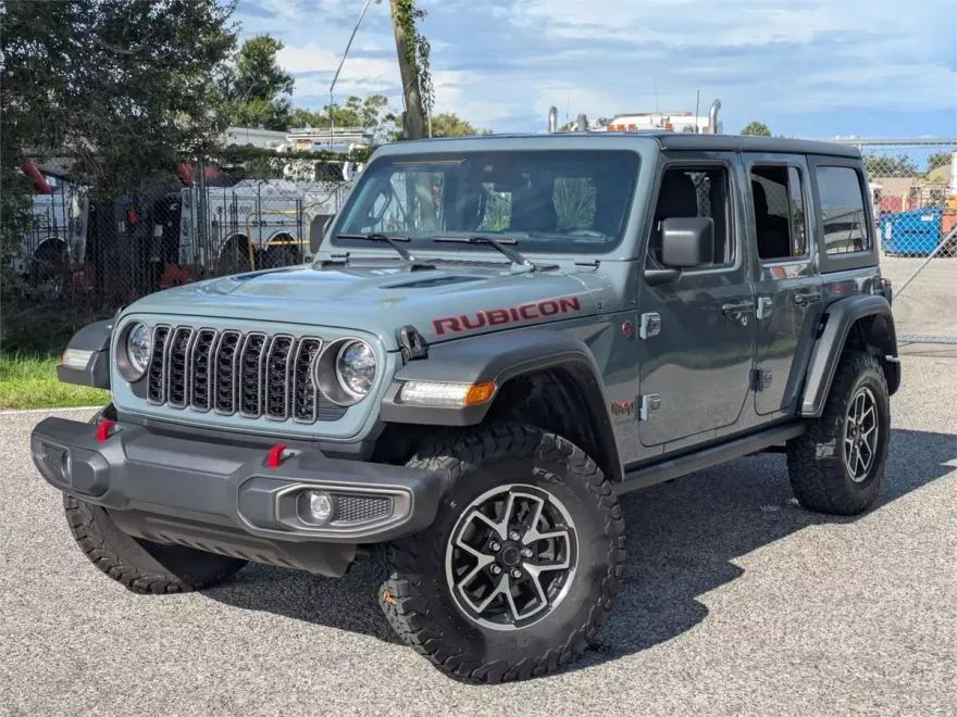 2024 Jeep Wrangler Rubicon photo 1