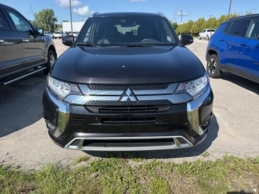 2021 Mitsubishi Outlander PHEV SEL S-AWC photo 1