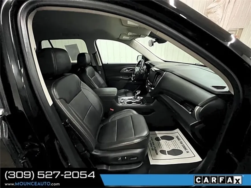 2021 Chevrolet Traverse Leather photo 1