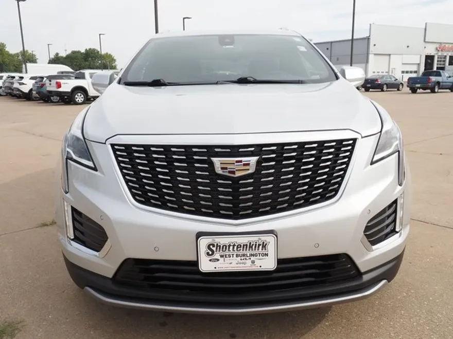 2020 Cadillac XT5 Premium Luxury photo 1