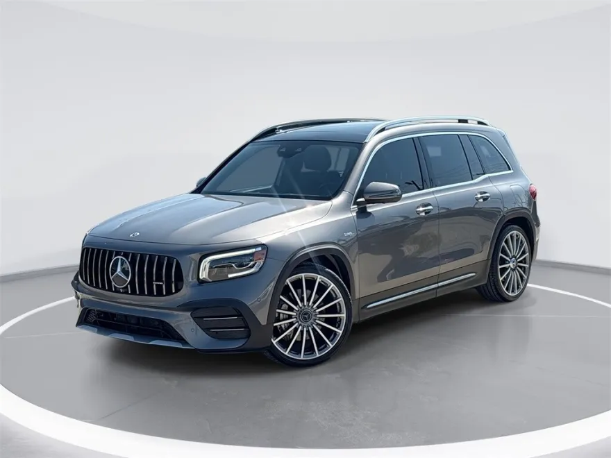 2022 Mercedes Benz GLB AMG 35 photo 1