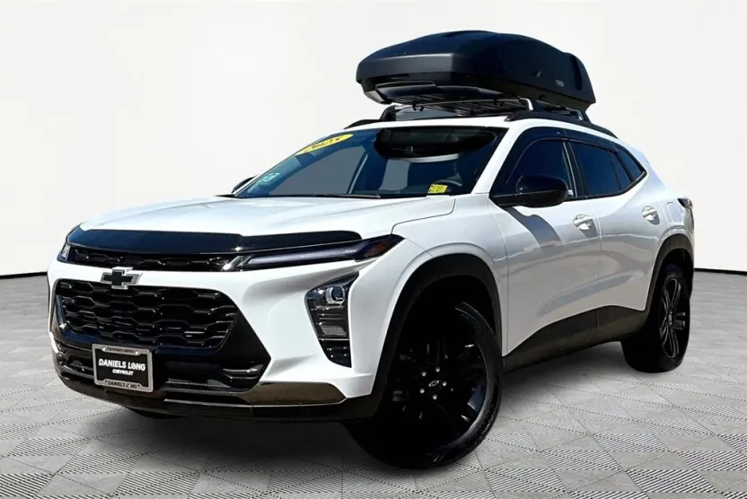 2025 Chevrolet Trax ACTIV photo 1