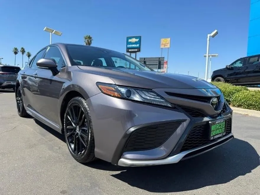 2023 Toyota Camry XSE photo 1