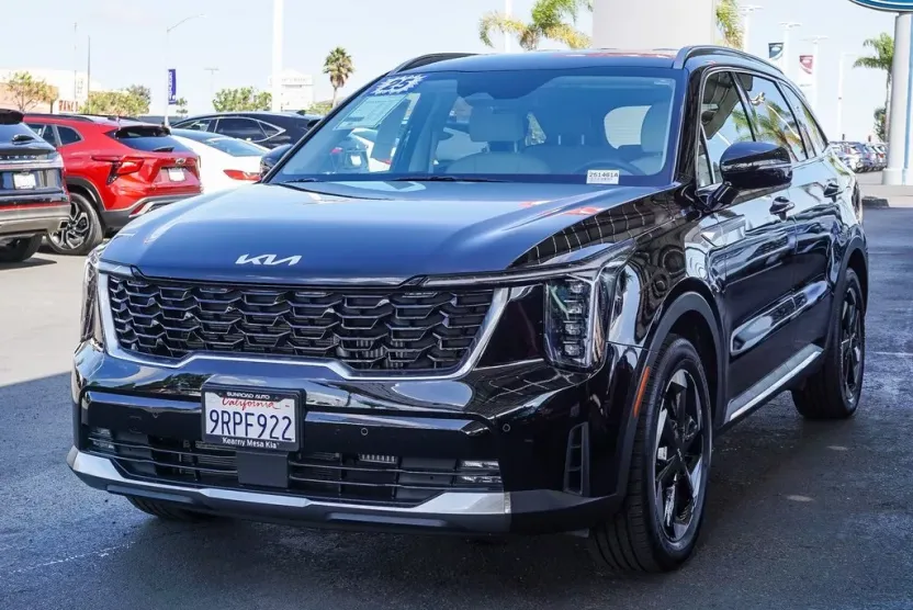 2025 Kia Sorento Hybrid EX photo 1