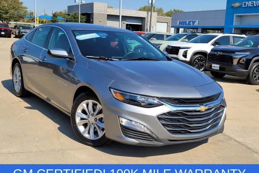 2024 Chevrolet Malibu 1LT photo 1
