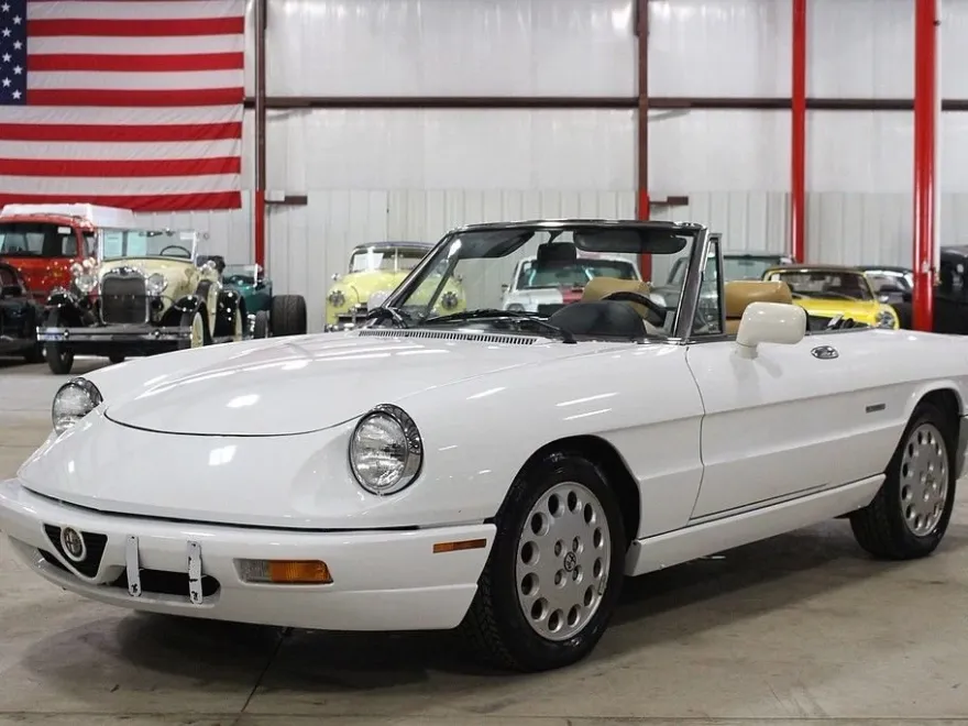 1991 Alfa Romeo Spider VELOCE photo 1