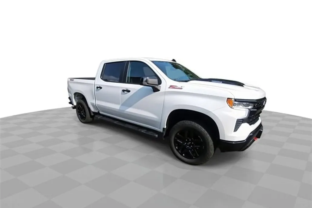2025 Chevrolet Silverado 1500 LT Trail Boss photo 1