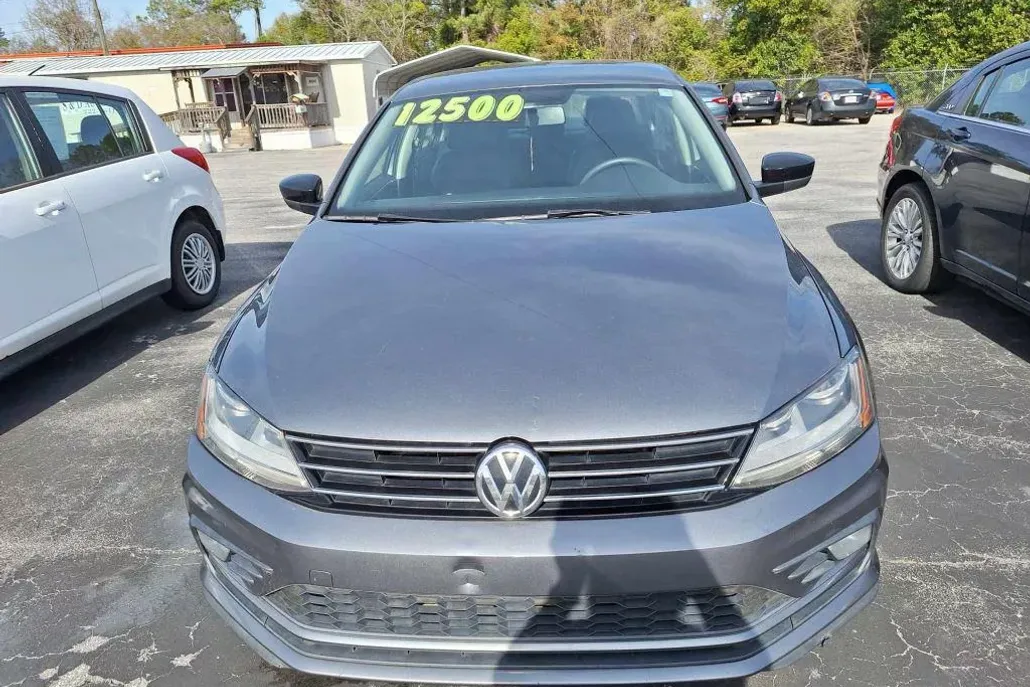 2018 Volkswagen Jetta Wolfsburg Edition photo 1