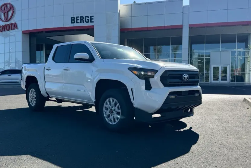 2025 Toyota Tacoma SR5 Double Cab photo 1